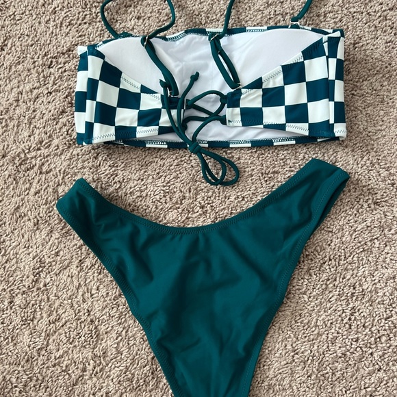 Cupshe checkered bikini - Picture 3 of 4